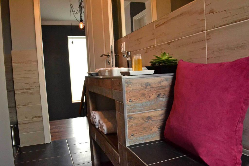 Jn Boutique Apartments Bukarest Zimmer foto