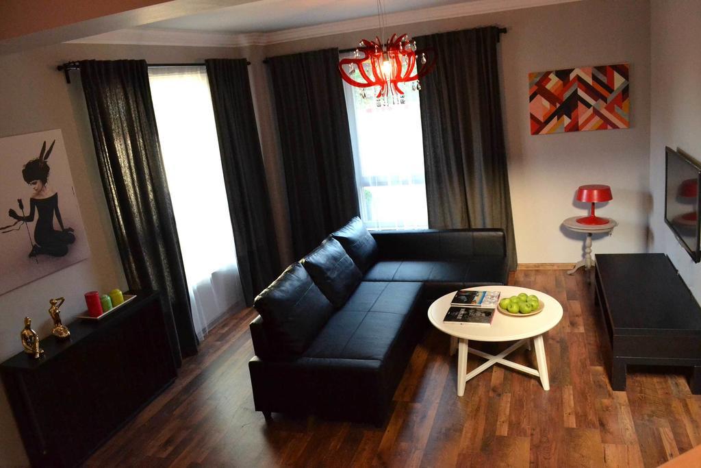 Jn Boutique Apartments Bukarest Zimmer foto